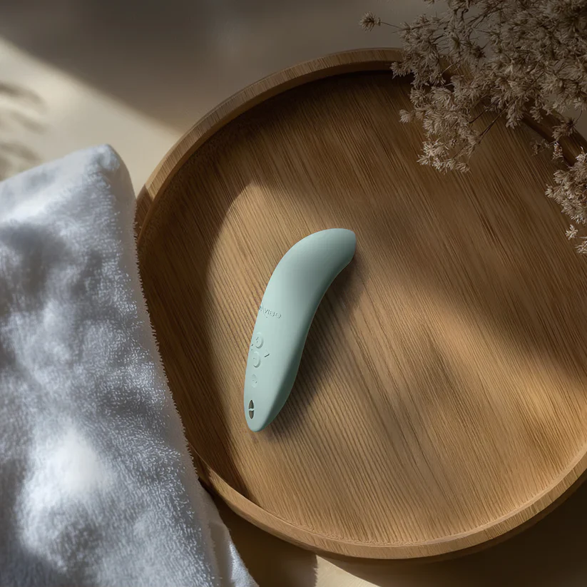 We-Vibe Melt 2 - Intense Clitoral Air Pleasure - Image 10
